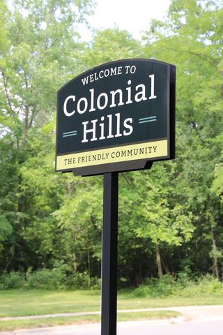 272 Colonial Avenue, Worthington, OH 43085