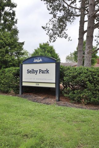 272 Colonial Avenue, Worthington, OH 43085