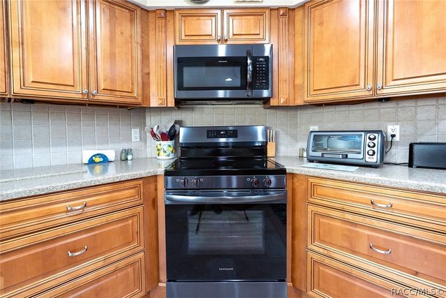 800 Balmoral Court, Inverness, FL 34453