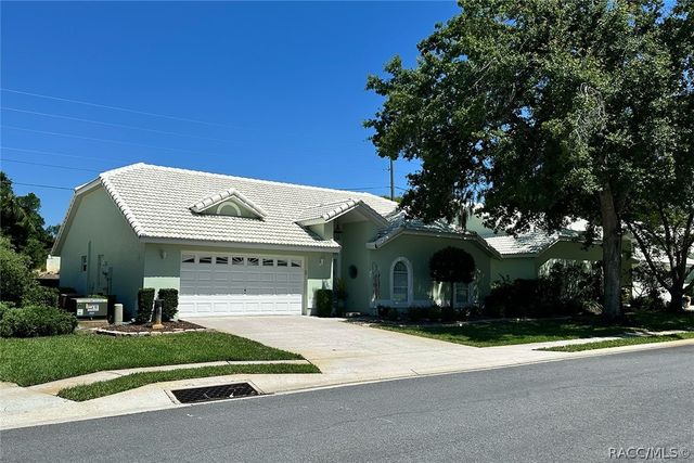 800 Balmoral Court, Inverness, FL 34453
