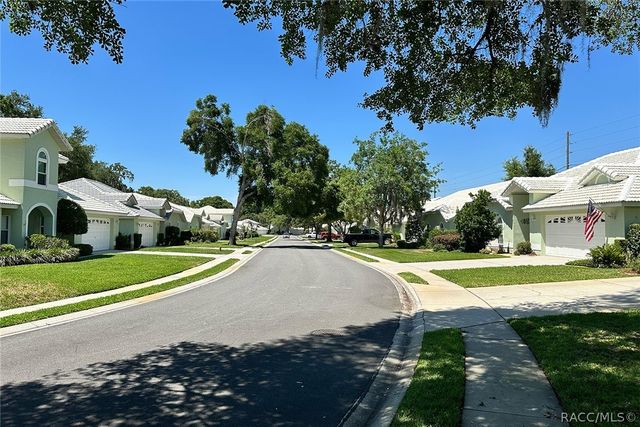 800 Balmoral Court, Inverness, FL 34453