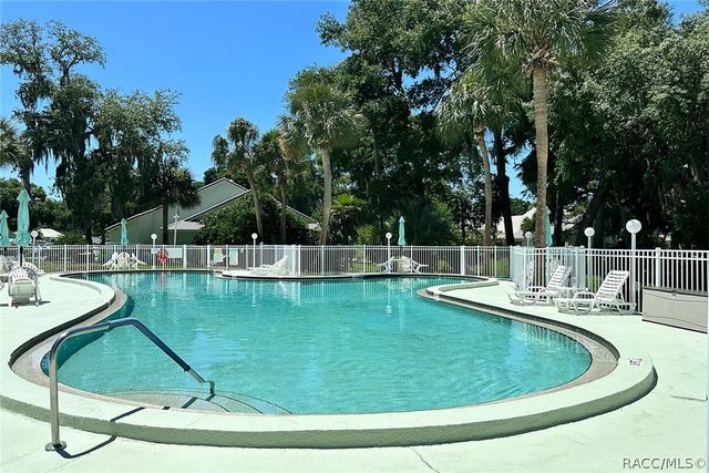 800 Balmoral Court, Inverness, FL 34453