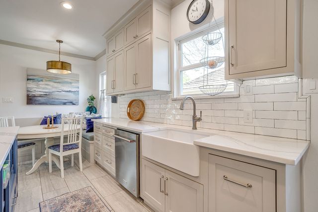 2706 Waits Avenue, Fort Worth, TX 76109