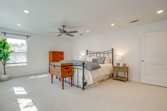 2706 Waits Avenue, Fort Worth, TX 76109