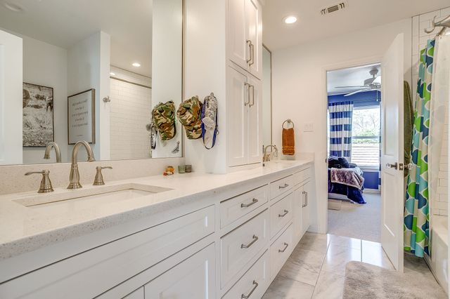 2706 Waits Avenue, Fort Worth, TX 76109