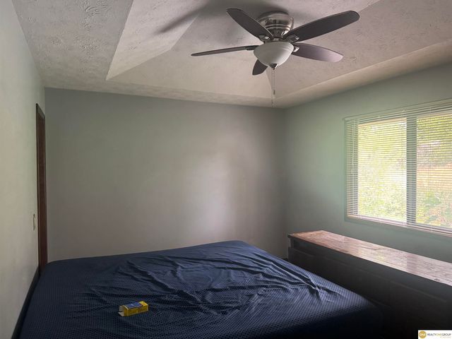 1114 Patricia Drive, Papillion, NE 68046