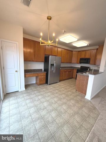 2107 IDLEWILD BLVD, Fredericksburg, VA 22401
