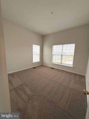 2107 IDLEWILD BLVD, Fredericksburg, VA 22401