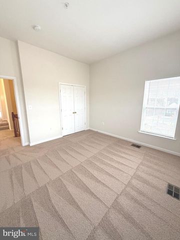 2107 IDLEWILD BLVD, Fredericksburg, VA 22401