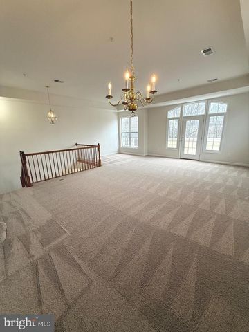 2107 IDLEWILD BLVD, Fredericksburg, VA 22401