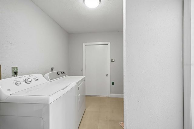 2419 ROXBURY CIRCLE, North Port, FL 34287