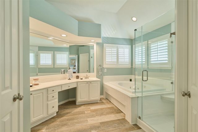 55 E Greywing Circle, The Woodlands, TX 77382