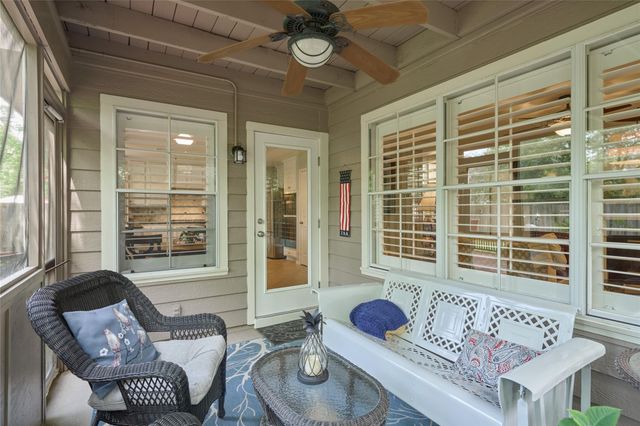 55 E Greywing Circle, The Woodlands, TX 77382