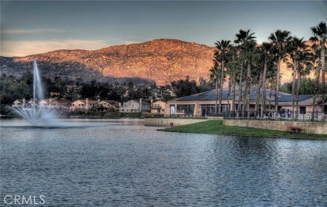 4321 Tewa Way, Jurupa Valley, CA 92509