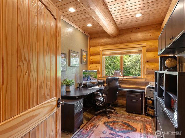 16323 Reserve Drive SE, North Bend, WA 98045