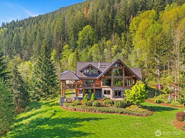 16323 Reserve Drive SE, North Bend, WA 98045