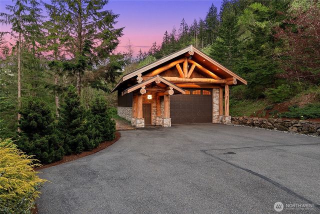 16323 Reserve Drive SE, North Bend, WA 98045