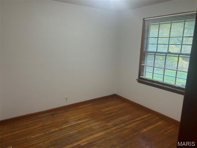 628 Haddock Drive, St Louis, MO 63137