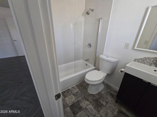 1284 W TULSA Street, Chandler, AZ 85224