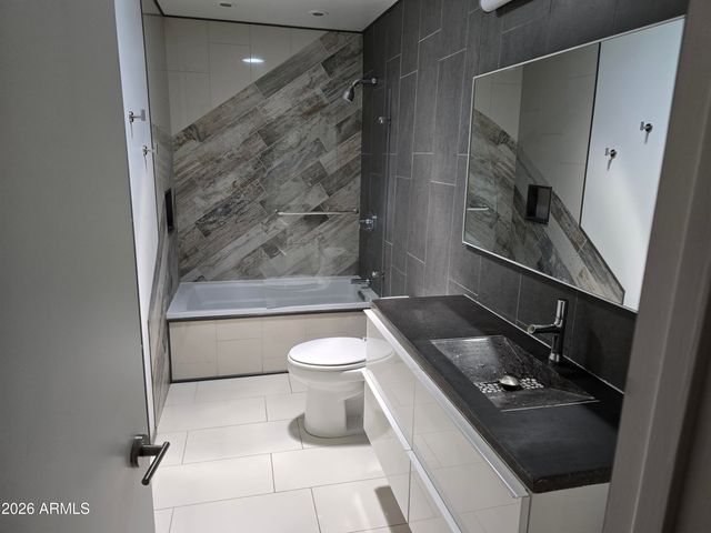 1284 W TULSA Street, Chandler, AZ 85224