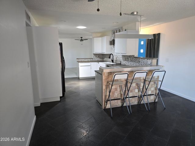 1284 W TULSA Street, Chandler, AZ 85224