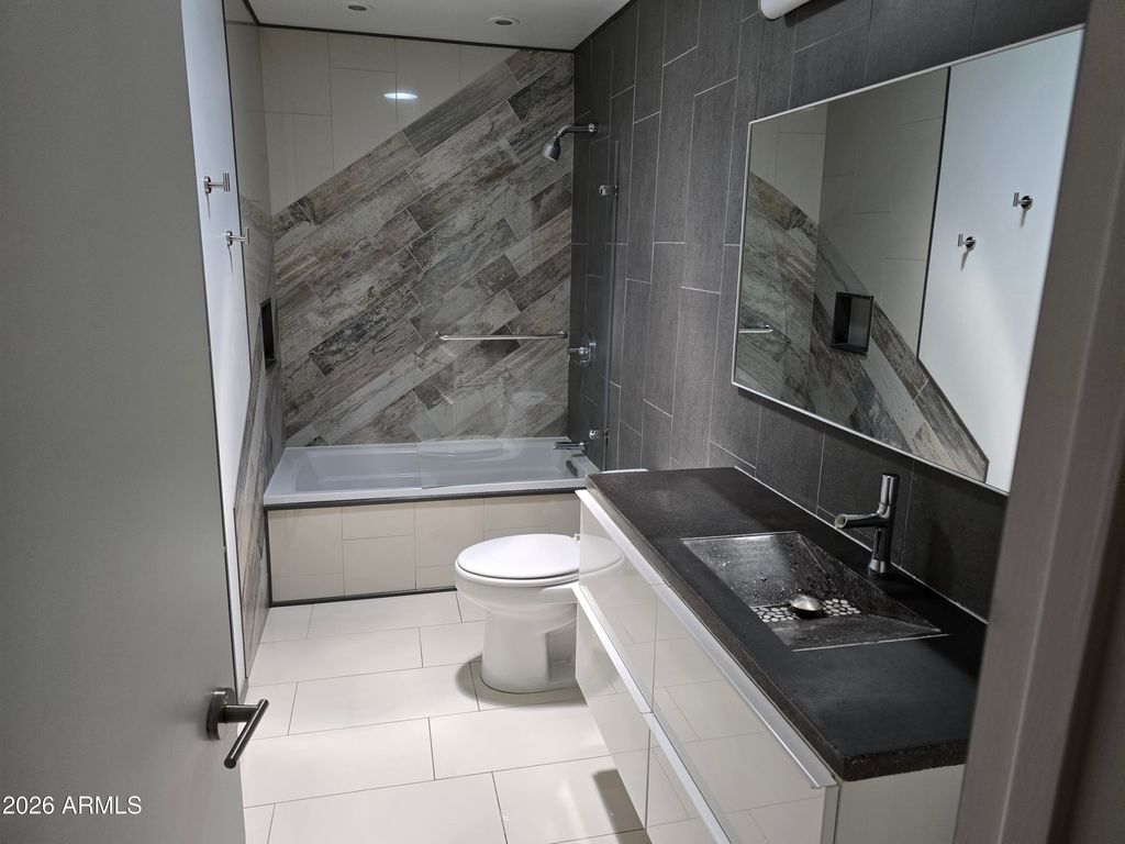 Image 21 of property listing at 1284 W TULSA Street, Chandler, AZ 85224