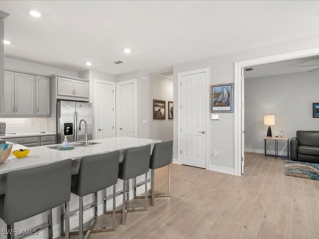 1157 Enbrook LOOP, Naples, FL 34114