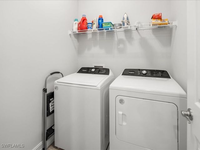 1157 Enbrook LOOP, Naples, FL 34114