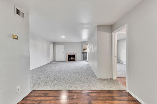 8787 Brae Acres Road 602, Houston, TX 77074
