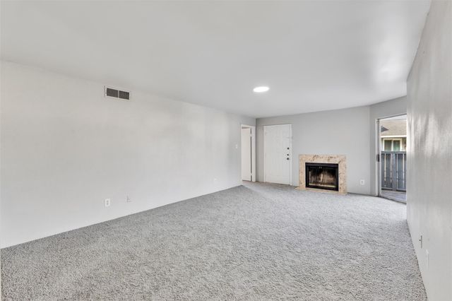8787 Brae Acres Road 602, Houston, TX 77074