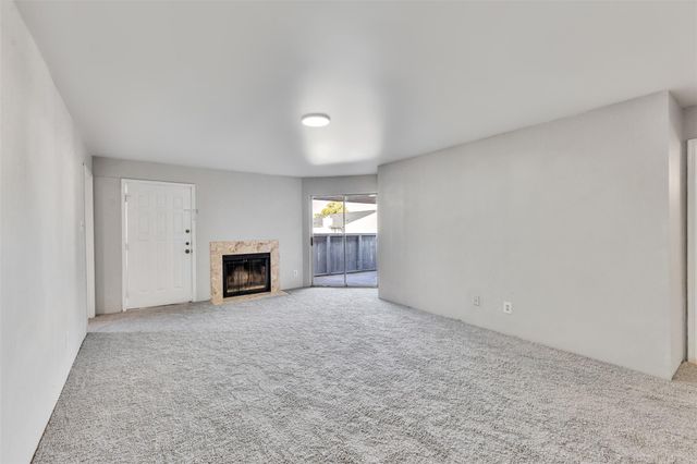 8787 Brae Acres Road 602, Houston, TX 77074
