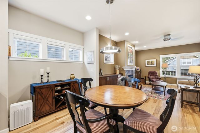 1720 NE Nutkana Way, Poulsbo, WA 98370