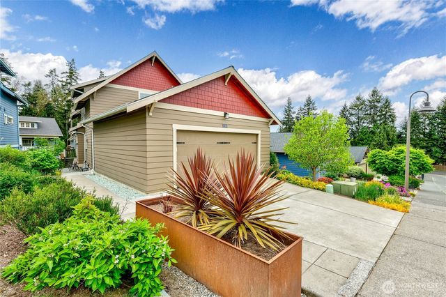 1720 NE Nutkana Way, Poulsbo, WA 98370