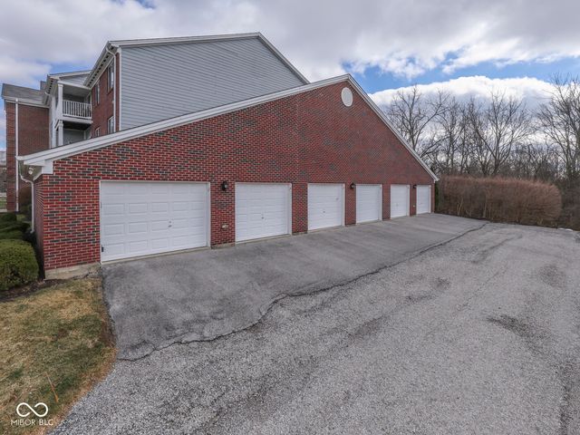 5003 Amber Creek Place 101, Indianapolis, IN 46237