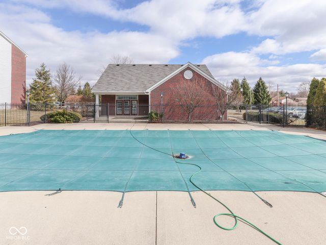 5003 Amber Creek Place 101, Indianapolis, IN 46237