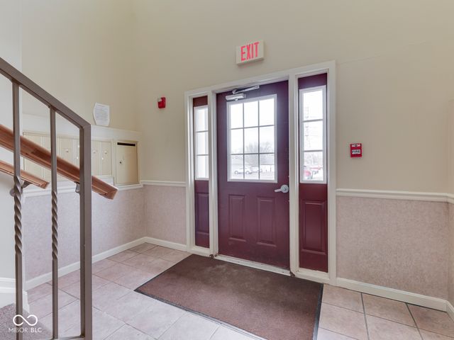 5003 Amber Creek Place 101, Indianapolis, IN 46237