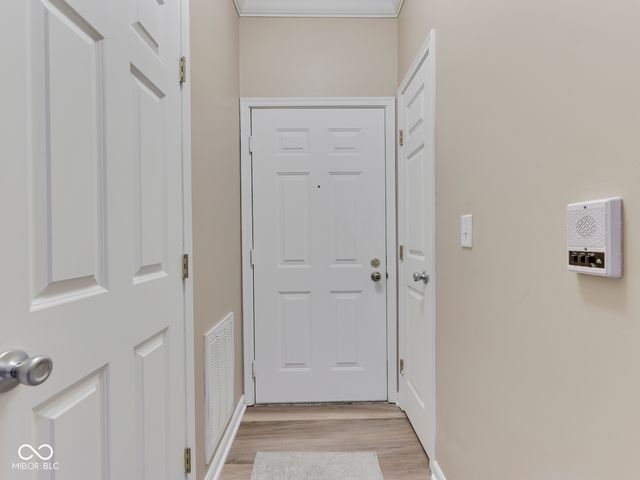 5003 Amber Creek Place 101, Indianapolis, IN 46237