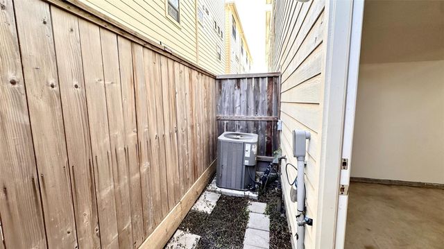 2710 Hullsmith Drive 1203, Houston, TX 77063