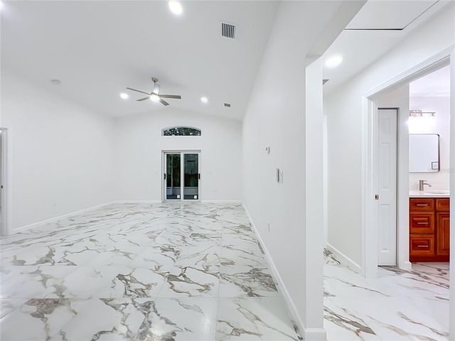 11148 PINEWOOD COVE LANE, Orlando, FL 32817