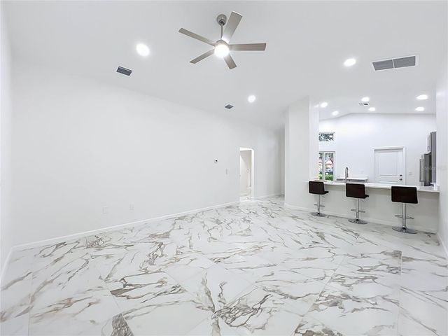 11148 PINEWOOD COVE LANE, Orlando, FL 32817