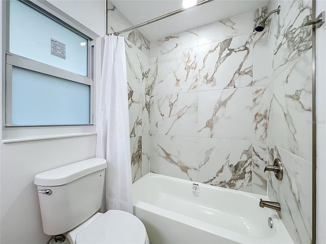 11148 PINEWOOD COVE LANE, Orlando, FL 32817