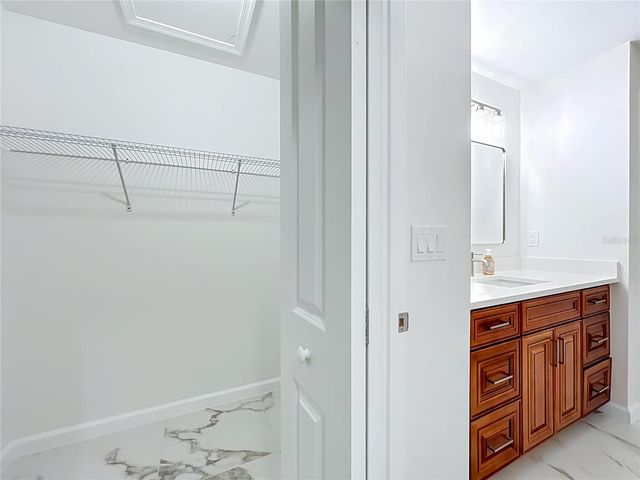 11148 PINEWOOD COVE LANE, Orlando, FL 32817