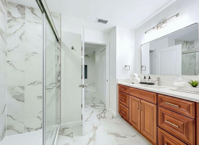 11148 PINEWOOD COVE LANE, Orlando, FL 32817