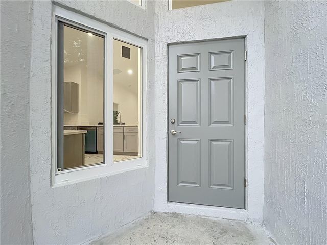 11148 PINEWOOD COVE LANE, Orlando, FL 32817
