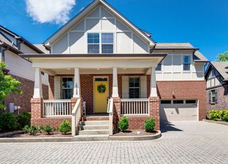 2734 Lakeland Dr, Nashville, TN 37214