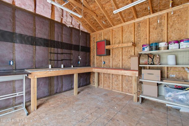 335 Laughing Gull Court SW, Shallotte, NC 28470