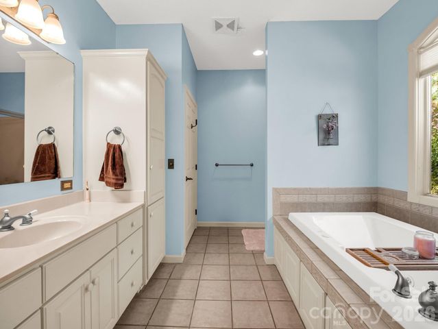 1424 Wolfpen Road, Old Fort, NC 28762