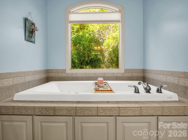 1424 Wolfpen Road, Old Fort, NC 28762