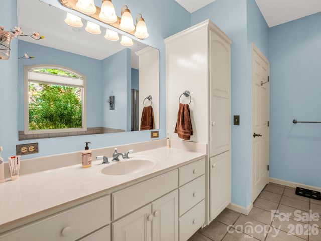 1424 Wolfpen Road, Old Fort, NC 28762