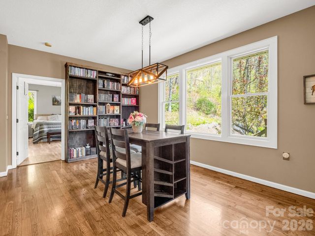 1424 Wolfpen Road, Old Fort, NC 28762